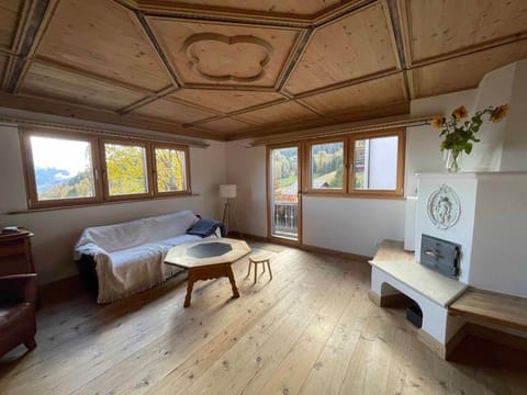 Charming mountain flat with sauna Apartment in Canton of Grisons