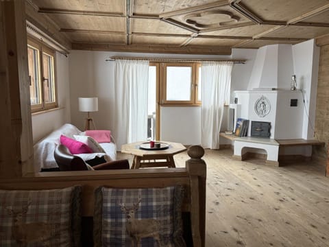 Charming mountain flat with sauna Apartment in Canton of Grisons
