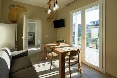 Balcony/Terrace, Living room, Dining area