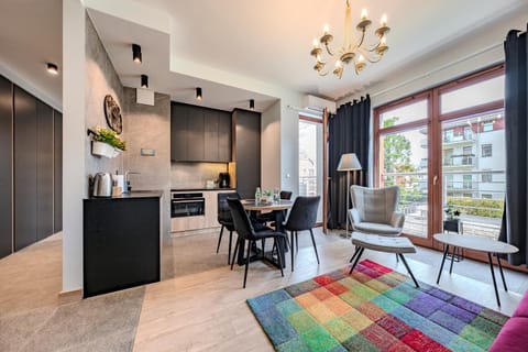 Living room, kitchen