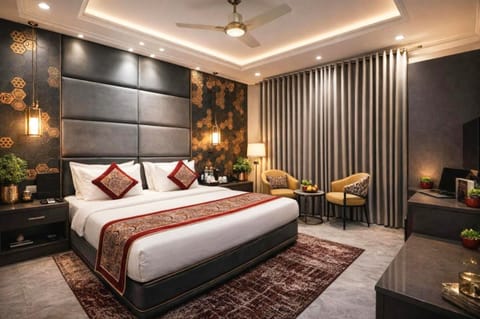 Bed, Living room, Photo of the whole room, Seating area, Bedroom