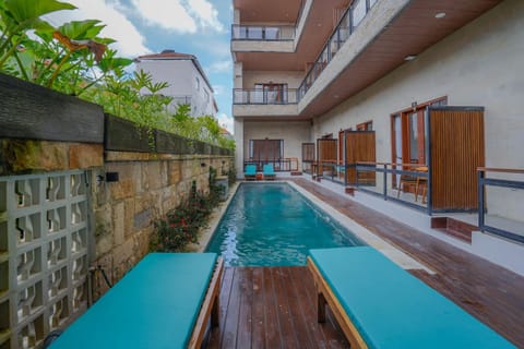 Property building, Swimming pool