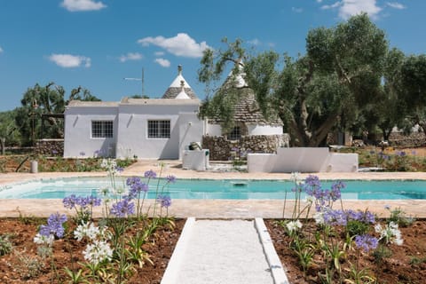 Property building, Pool view, Swimming pool