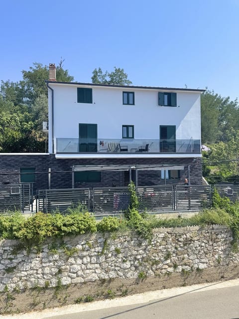 Property building, Day