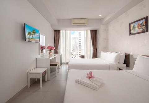 Bed, Balcony/Terrace, Bedroom