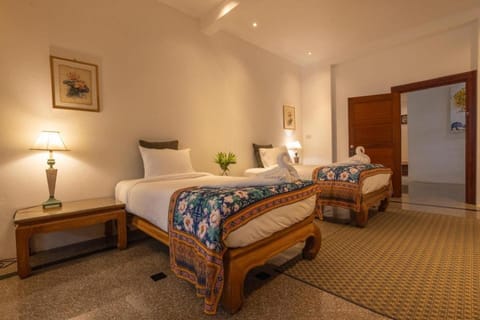 Sirinary Villa - Natai Phangnga Villa in Khok Kloi