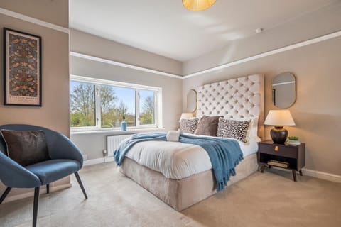 Bed, Bedroom, wardrobe