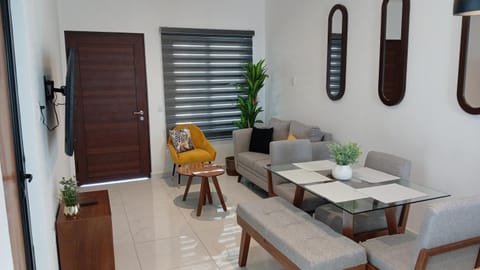 TV and multimedia, Living room, Dining area