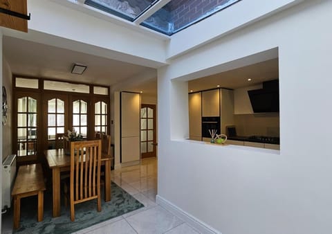 Dinner, kitchen