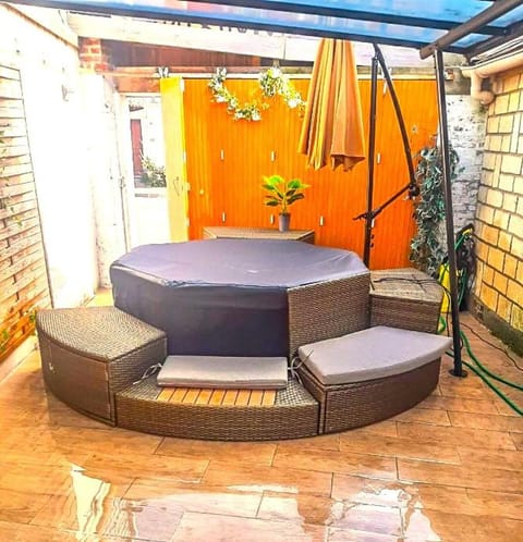 Hot Tub