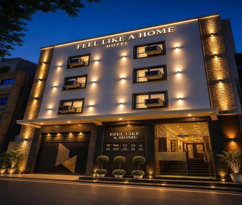 Property building, Facade/entrance, Street view