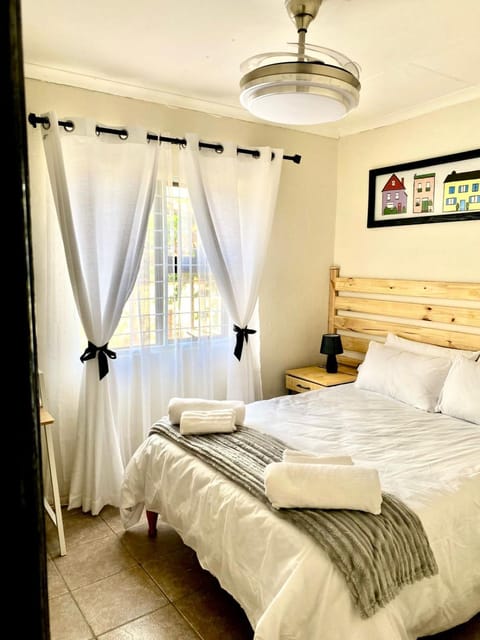 Bedroom, Garden view