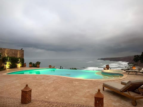 Pool view, Sea view