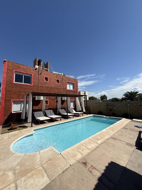 Day, Swimming pool, Swimming pool, sunbed