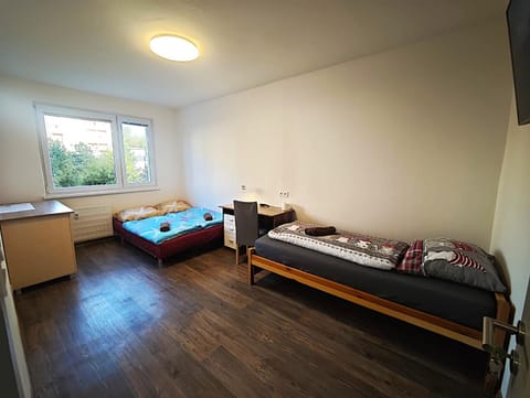 Nearby landmark, View (from property/room), Photo of the whole room, Seating area, Bedroom, Street view, Quiet street view, heating, heating, internet, internet, towels