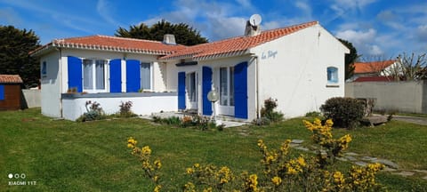 Property building, Balcony/Terrace