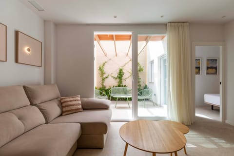 Living room, Lounge or bar, Inner courtyard view