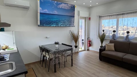 Natural landscape, Living room, Seating area