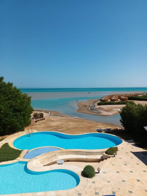Beach, Windsurfing, Canoeing, Swimming pool