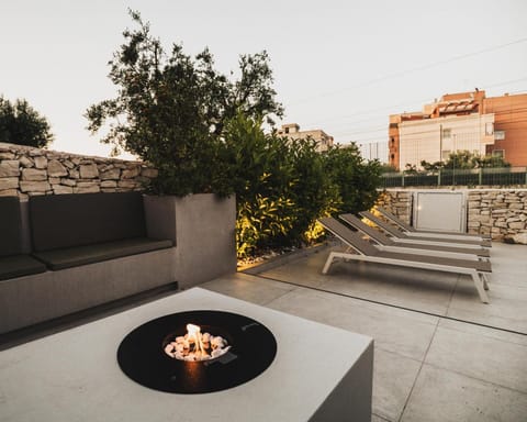 Day, View (from property/room), Balcony/Terrace, Seating area, fireplace, sunbed