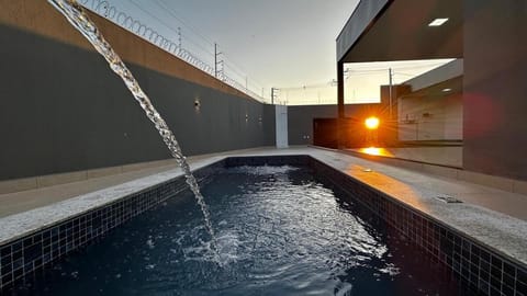 Diving, Swimming pool