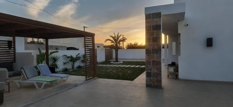 Garden, Balcony/Terrace