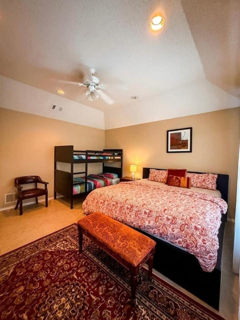 Bed, Bedroom, bunk bed