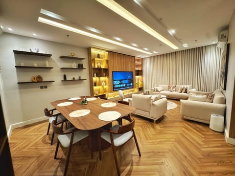 Communal lounge/ TV room, TV and multimedia, Living room, Decorative detail, Decorative detail, Entertainment, Breakfast, air conditioner