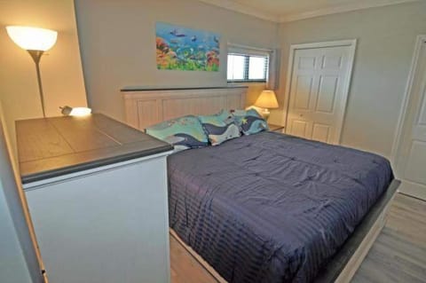 Large 5BR Unit with Amazing Views at Spring Towers House in Cherry Grove Beach