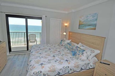 Large 5BR Unit with Amazing Views at Spring Towers House in Cherry Grove Beach