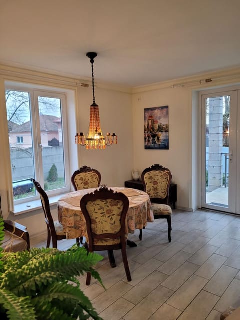 Property building, Kitchen or kitchenette