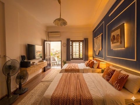 TV and multimedia, Photo of the whole room, Bedroom