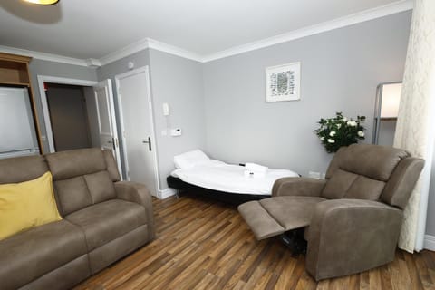 Heart Of Salthill Apartment in Galway