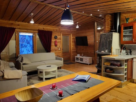 TV and multimedia, Living room, Dining area