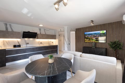 Communal lounge/ TV room, Living room