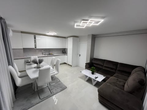 Luxury Apartament CROWN Apartment in Stara Zagora