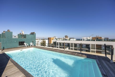Balcony/Terrace, Swimming pool