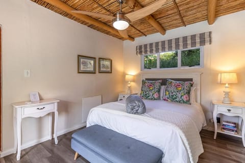 Whispering Willows Cottage Apartment in Franschhoek