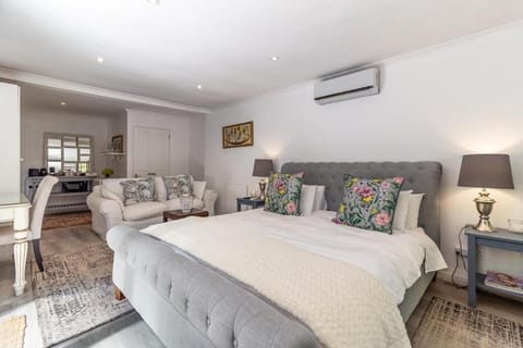 Whispering Willows Suite Apartment in Franschhoek