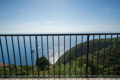 Day, Natural landscape, View (from property/room), Balcony/Terrace, Sea view