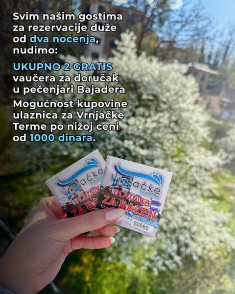 Text overlay, Breakfast