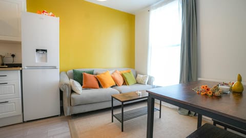 TV and multimedia, Living room, Dining area, kitchen