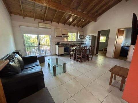 TV and multimedia, Living room, Dining area, stove