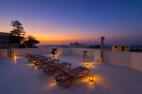 Patio, Natural landscape, View (from property/room), Balcony/Terrace, Sea view, Sunrise, Sunset, sunbed