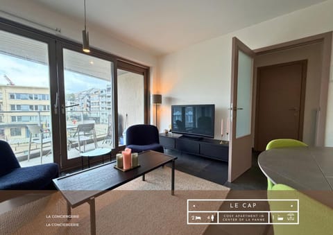 Communal lounge/ TV room, TV and multimedia, Living room, Seating area