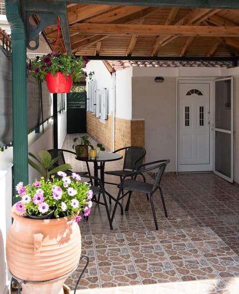 Inner courtyard view