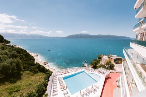 Nearby landmark, Day, Natural landscape, Beach, Mountain view, Pool view, Sea view, Swimming pool, sunbed