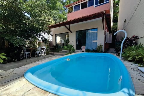 Property building, Garden, Swimming pool