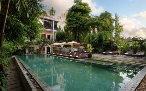 Property building, Day, Garden, Seating area, Dining area, Garden view, Pool view, Area and facilities, Area and facilities, Swimming pool, Sunset, sunbed