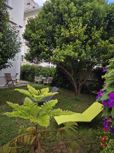 Garden, Balcony/Terrace